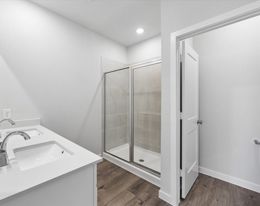 11605 Whirlaway Drive - Photo Thumbnail 12