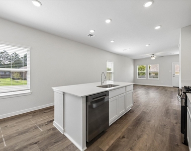 11605 Whirlaway Drive - Photo Thumbnail 7