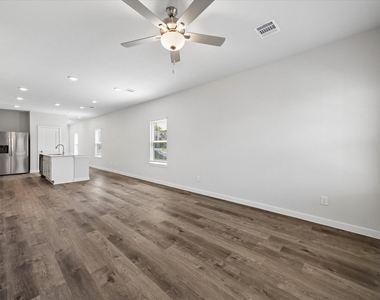 11605 Whirlaway Drive - Photo Thumbnail 5