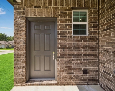 11605 Whirlaway Drive - Photo Thumbnail 2