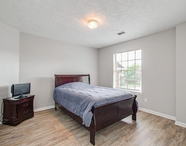 3043 W Hampton Drive - Photo Thumbnail 34