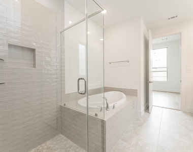 30723 Green Acres Court - Photo Thumbnail 15