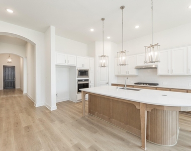 30723 Green Acres Court - Photo Thumbnail 6