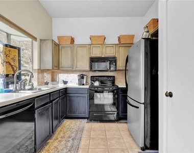 4114 Meadowgold Lane - Photo Thumbnail 2