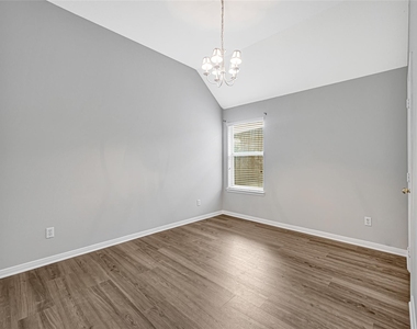 2311 Falcon Knoll Ln - Photo Thumbnail 21