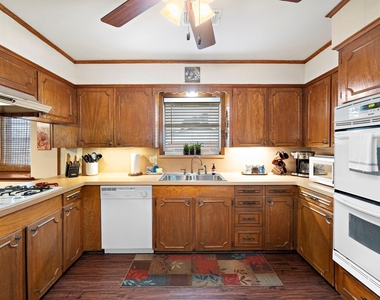 4912 Goose Creek Drive - Photo Thumbnail 6