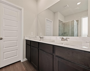 3013 Chestnut Lane - Photo Thumbnail 25