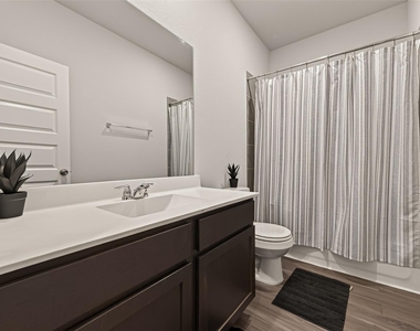 3013 Chestnut Lane - Photo Thumbnail 30