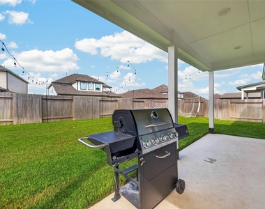 3013 Chestnut Lane - Photo Thumbnail 33