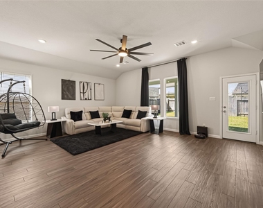 3013 Chestnut Lane - Photo Thumbnail 7