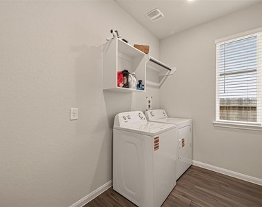 3013 Chestnut Lane - Photo Thumbnail 20