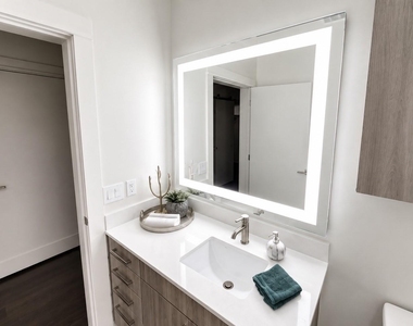3120 Smith Street - Photo Thumbnail 11
