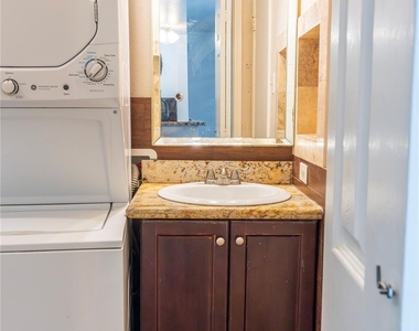 829 Wax Myrtle Lane - Photo Thumbnail 8