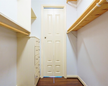 829 Wax Myrtle Lane - Photo Thumbnail 18