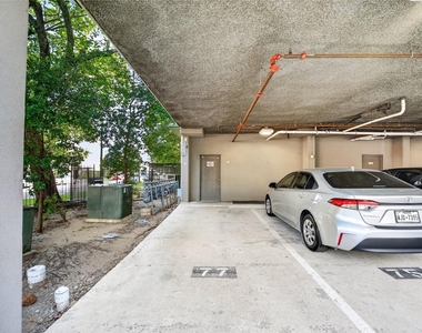 2401 Crawford Street - Photo Thumbnail 42