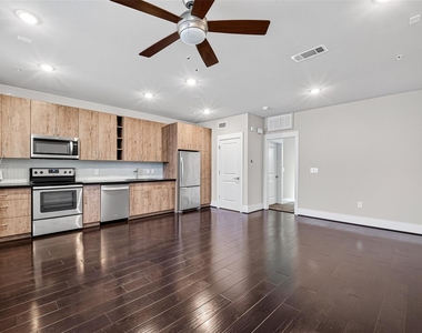 2401 Crawford Street - Photo Thumbnail 20