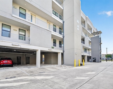 2401 Crawford Street - Photo Thumbnail 2