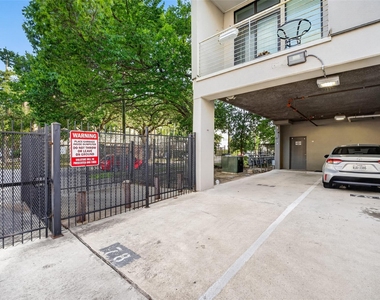 2401 Crawford Street - Photo Thumbnail 43