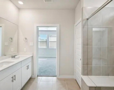 9450 Herons Preserve - Photo Thumbnail 27