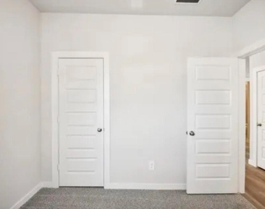9450 Herons Preserve - Photo Thumbnail 35