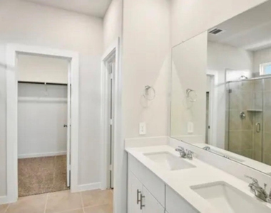 9450 Herons Preserve - Photo Thumbnail 24