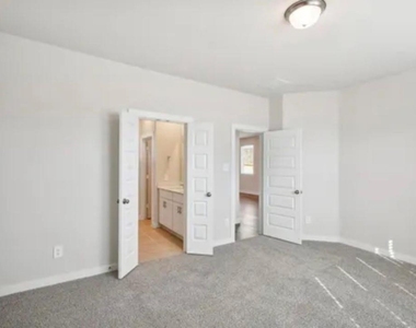 9450 Herons Preserve - Photo Thumbnail 19