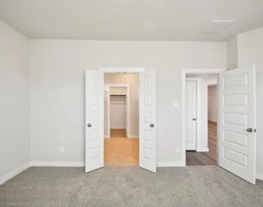 9450 Herons Preserve - Photo Thumbnail 18