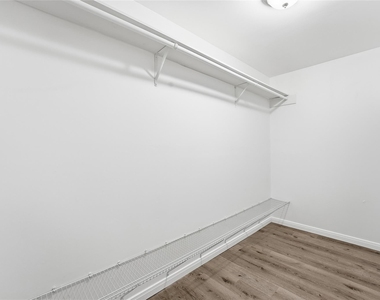 7815 12th Fairway Lane - Photo Thumbnail 22