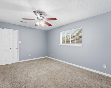7815 12th Fairway Lane - Photo Thumbnail 28