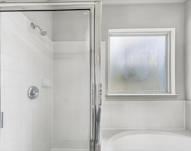 2201 Jefferson Crossing Drive - Photo Thumbnail 10