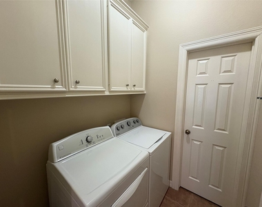 3618 Country Club Boulevard - Photo Thumbnail 12