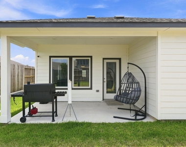 1734 Cayden Oak Lane - Photo Thumbnail 20