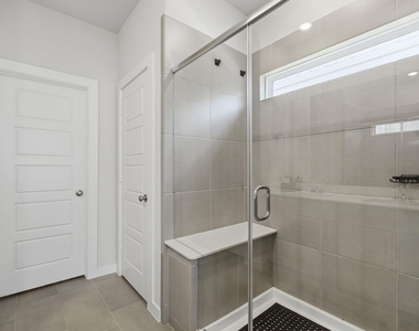 1734 Cayden Oak Lane - Photo Thumbnail 13