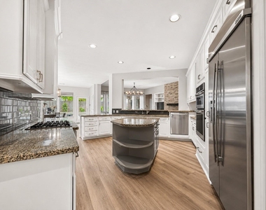 3510 Artesian Springs Court - Photo Thumbnail 19