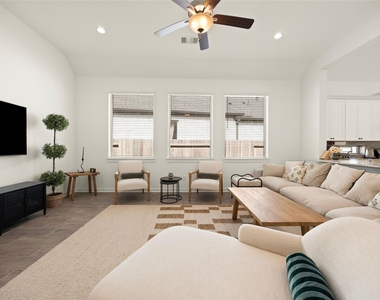 10722 Hidden Rock Drive - Photo Thumbnail 10