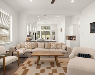 10722 Hidden Rock Drive - Photo Thumbnail 9