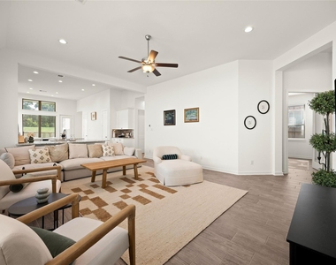 10722 Hidden Rock Drive - Photo Thumbnail 11