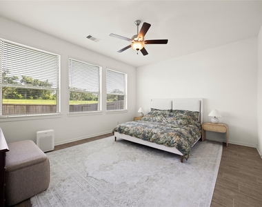 10722 Hidden Rock Drive - Photo Thumbnail 14