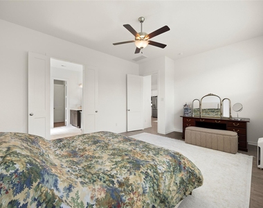 10722 Hidden Rock Drive - Photo Thumbnail 15