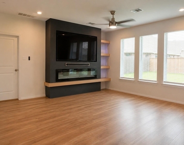 19118 Pegara Manor Dr Drive - Photo Thumbnail 3