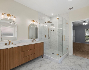 1431 N Medio River Circle - Photo Thumbnail 12
