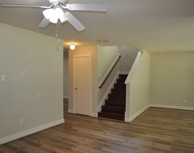 20734 Settlers Lake Circle N - Photo Thumbnail 9