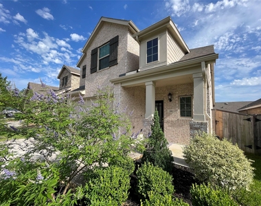 308 Tangle Birch Court - Photo Thumbnail 26
