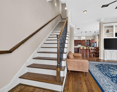 128 Drew Street - Photo Thumbnail 14