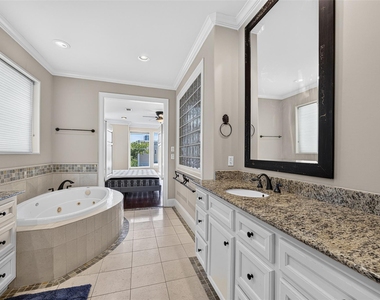 128 Drew Street - Photo Thumbnail 31