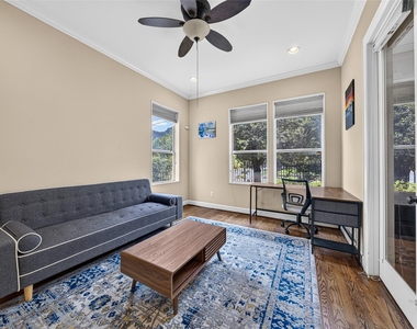 128 Drew Street - Photo Thumbnail 7