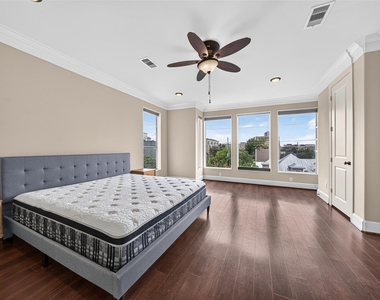 128 Drew Street - Photo Thumbnail 26