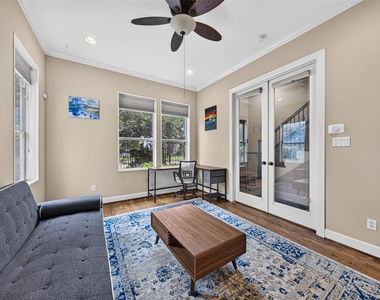 128 Drew Street - Photo Thumbnail 8