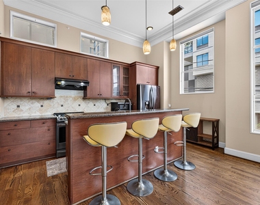 128 Drew Street - Photo Thumbnail 19
