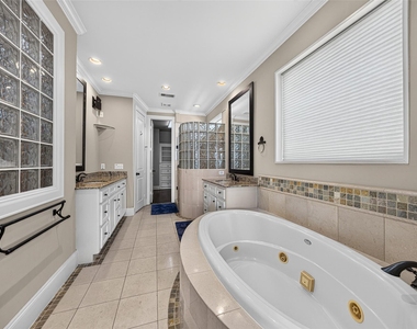 128 Drew Street - Photo Thumbnail 29